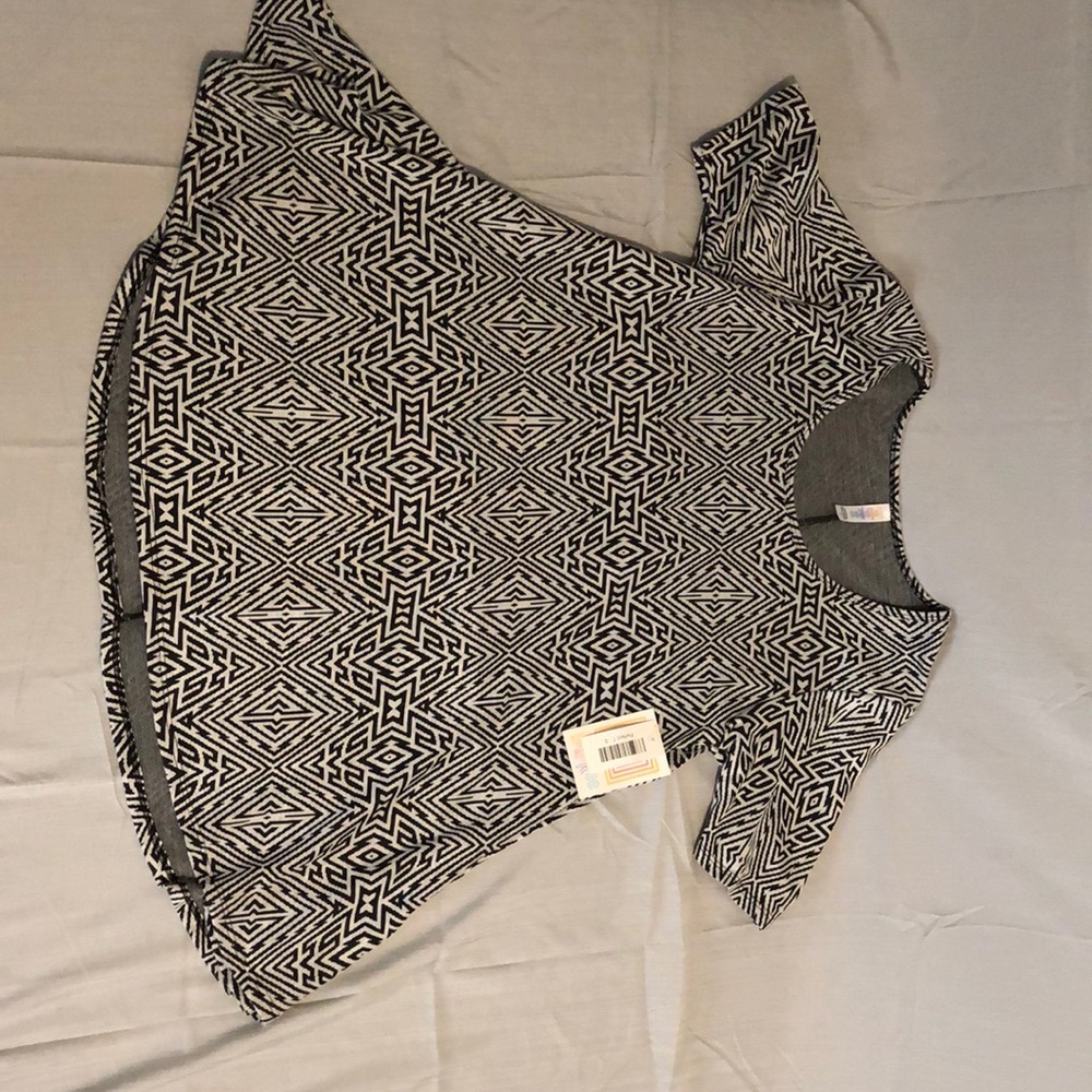 NWT LulaRoe Tribal Top